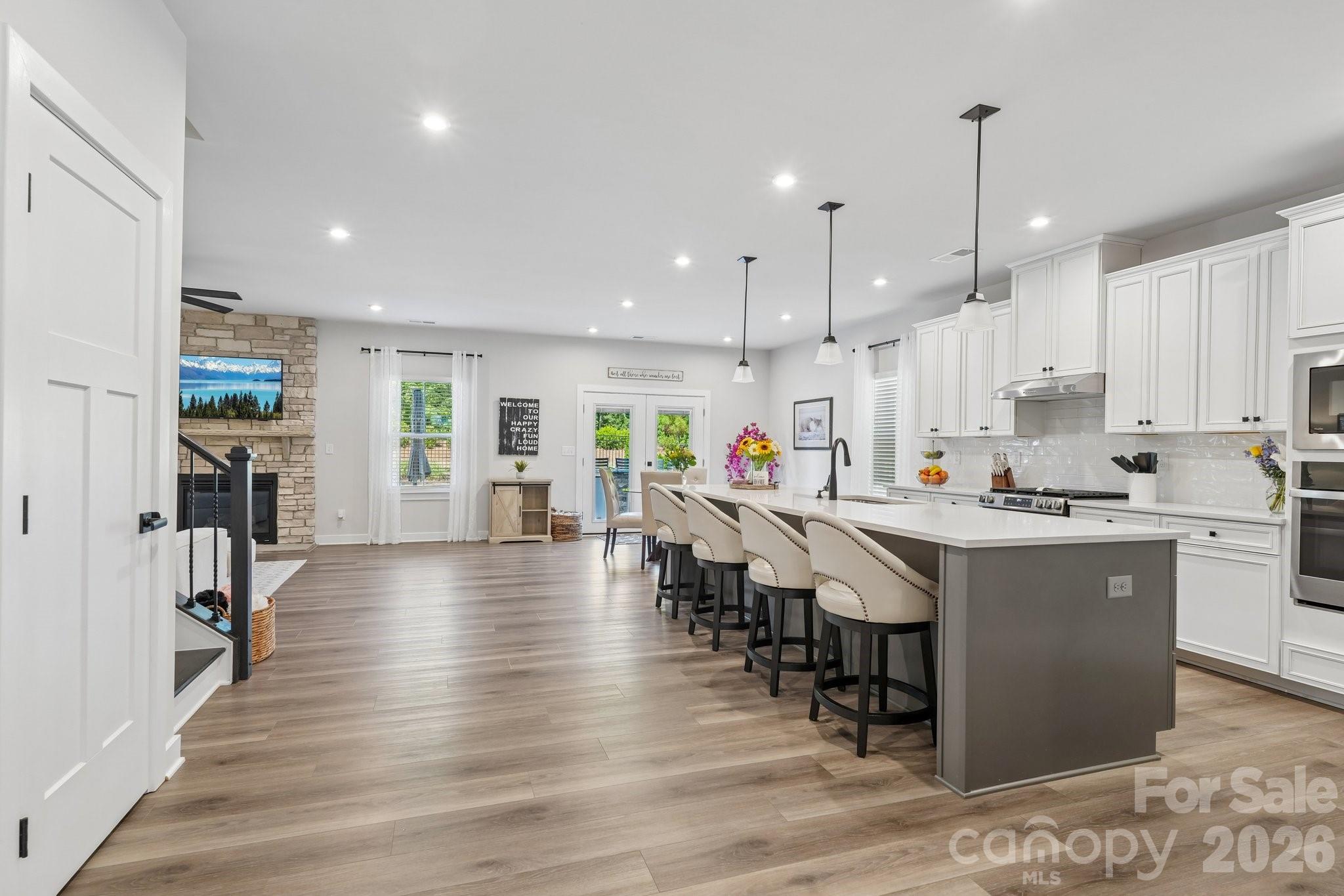 SPRINGSHIRE CREEK - Residential