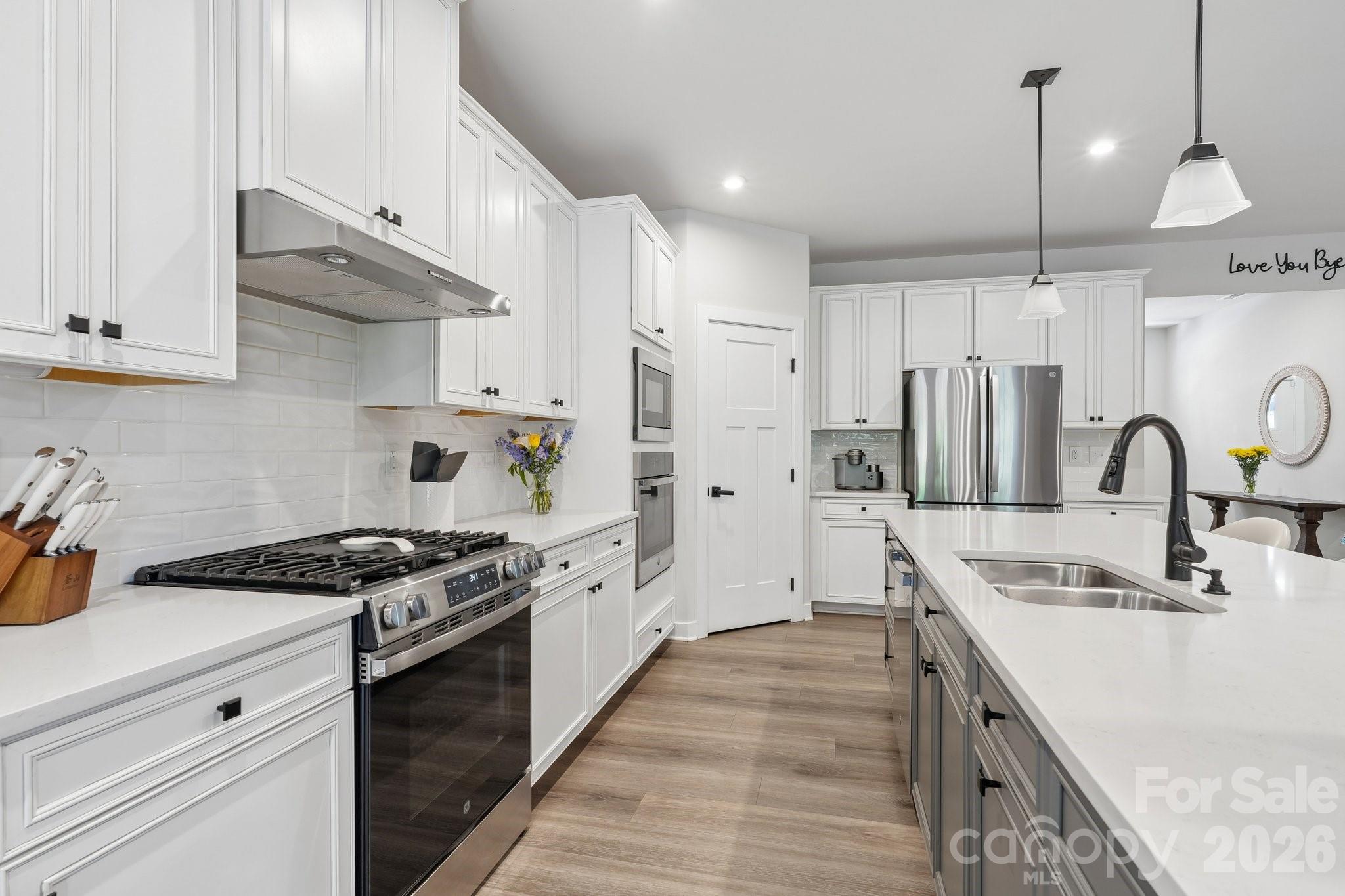 SPRINGSHIRE CREEK - Residential