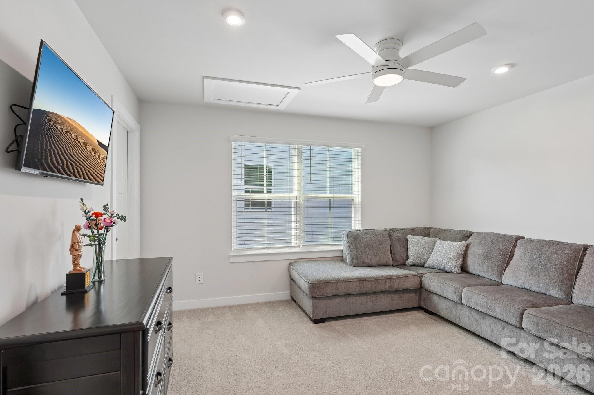 SPRINGSHIRE CREEK - Residential