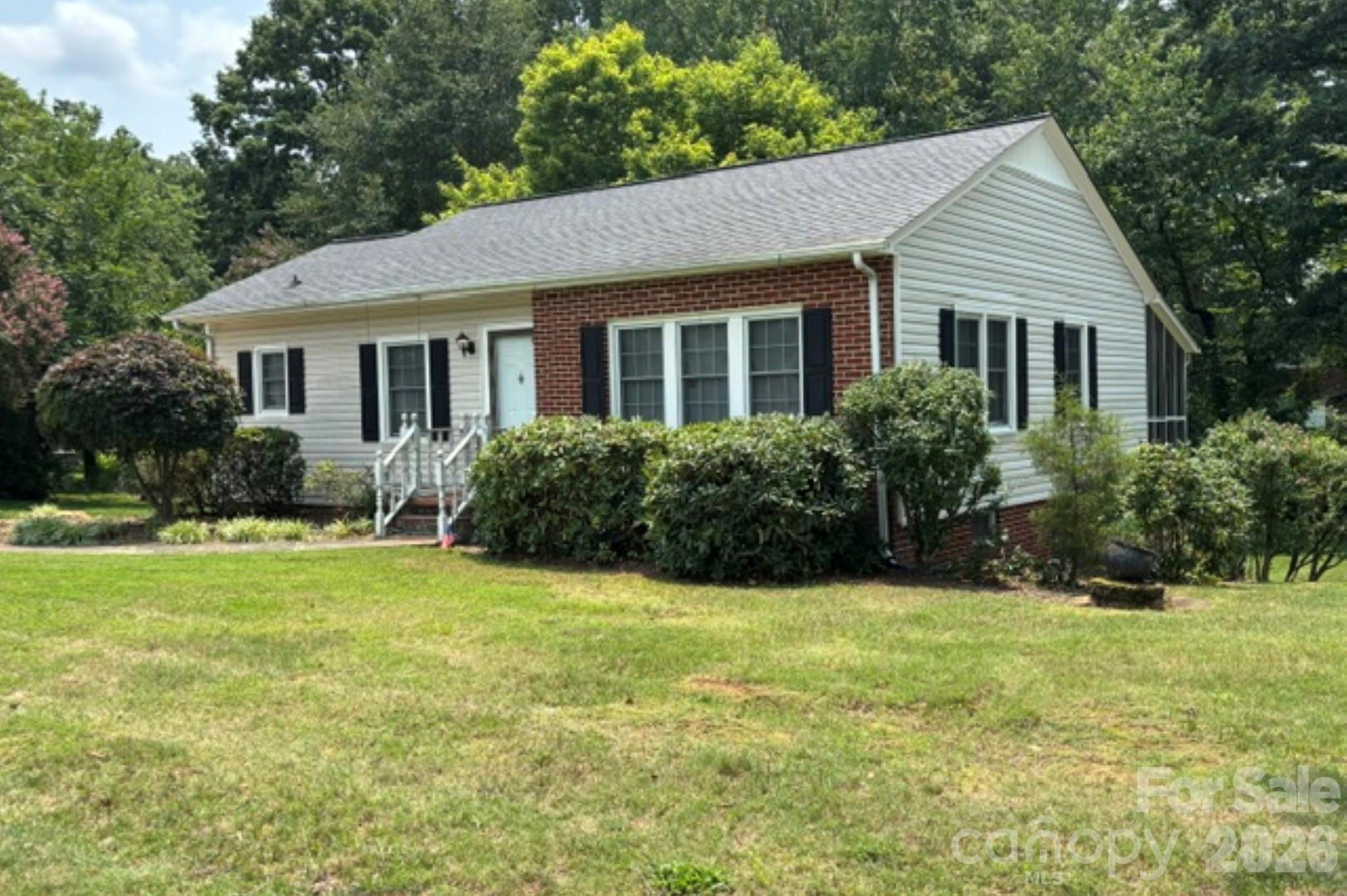 1404 23rd Avenue NE, Hickory, NC, 28601