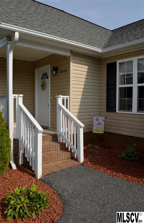 Swinging Bridge - Residential