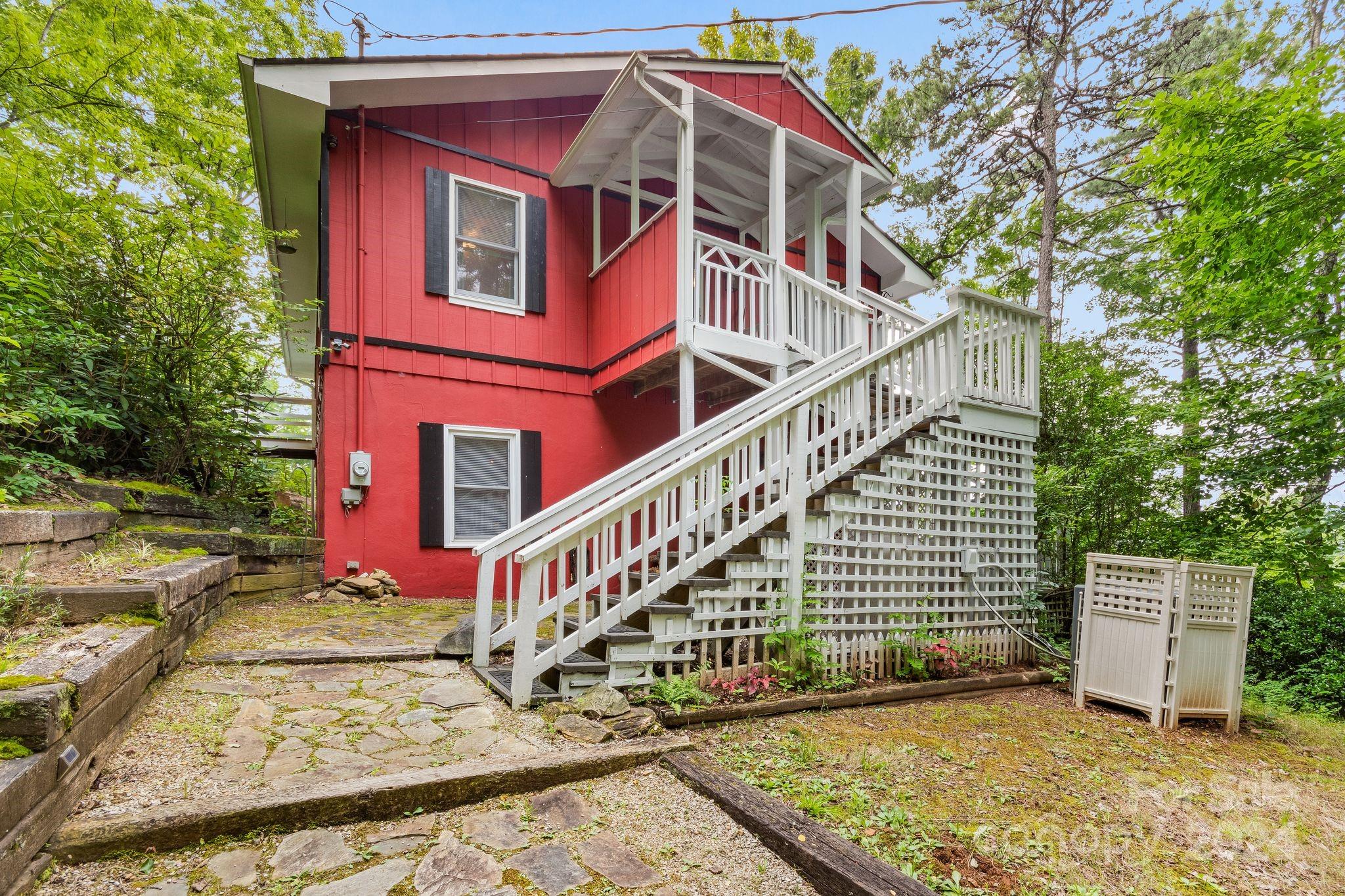 1734 Linville Drive