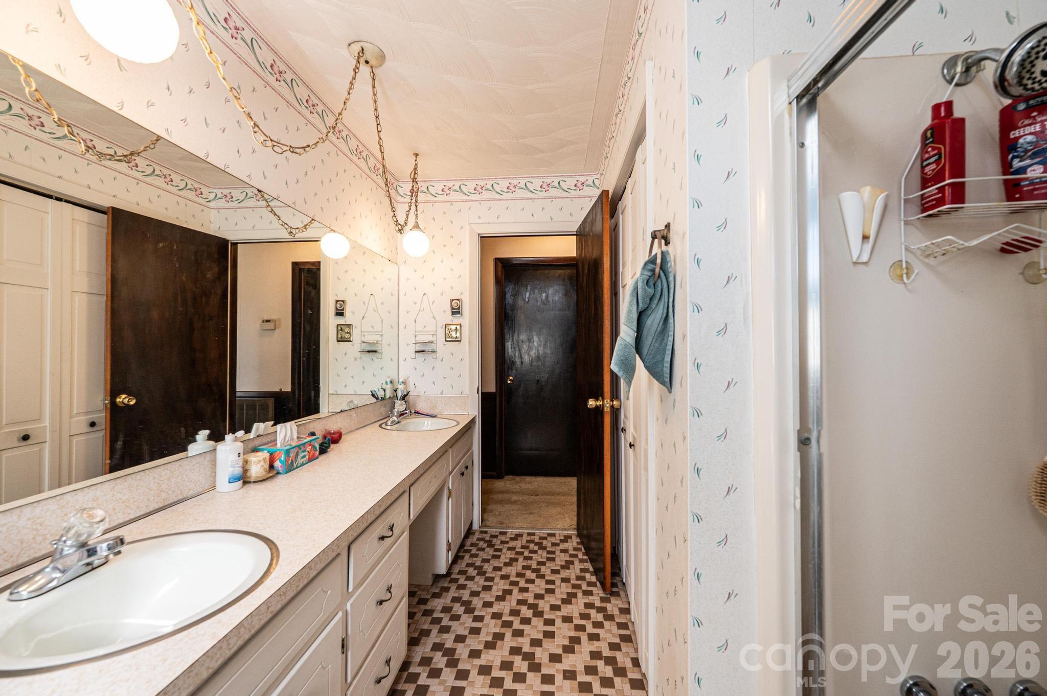 Leeland Terrace - Residential