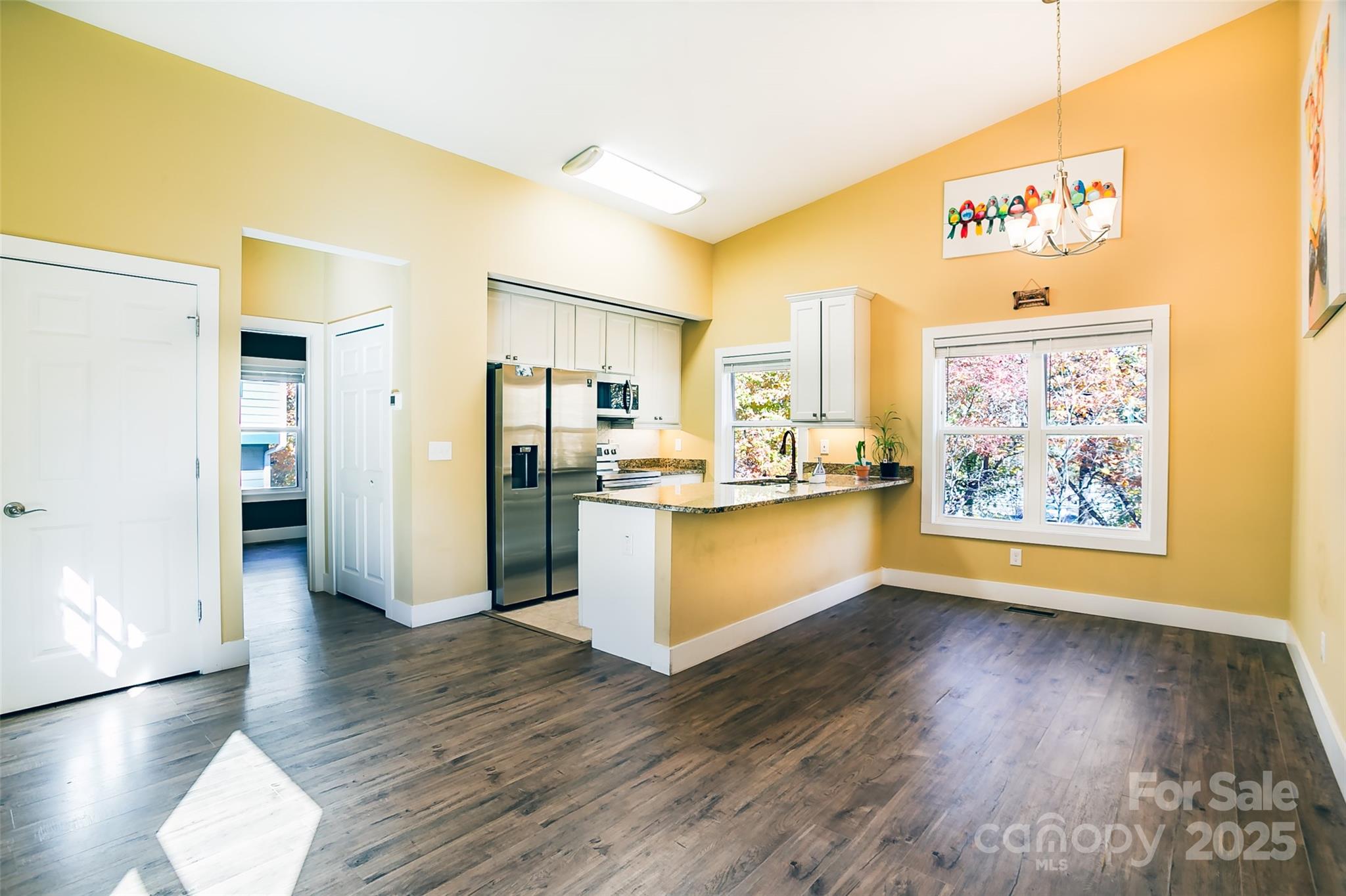 12 Crestwood Lane
