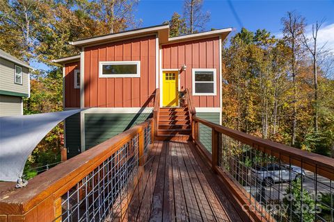 12 Crestwood Lane Candler NC 28715