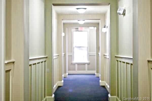 Riverwalk - Residential Lease