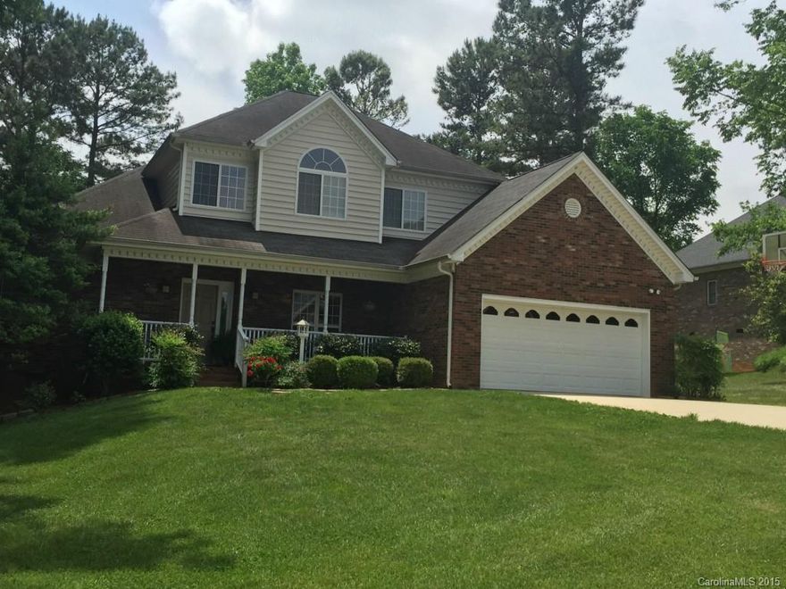 Awesome home with lots of space. 4 bedrooms with master on the main. Bonus or 5TH bedroom. Hardwoods throughout the main-great room, dining room, kitchen and keeping room. Up to date kitchen with granite countertops, stainless steel appliances, full bath upstairs completely updated and master bath with whirlpool tub and sep. shower plus double sinks. Fenced backyard.