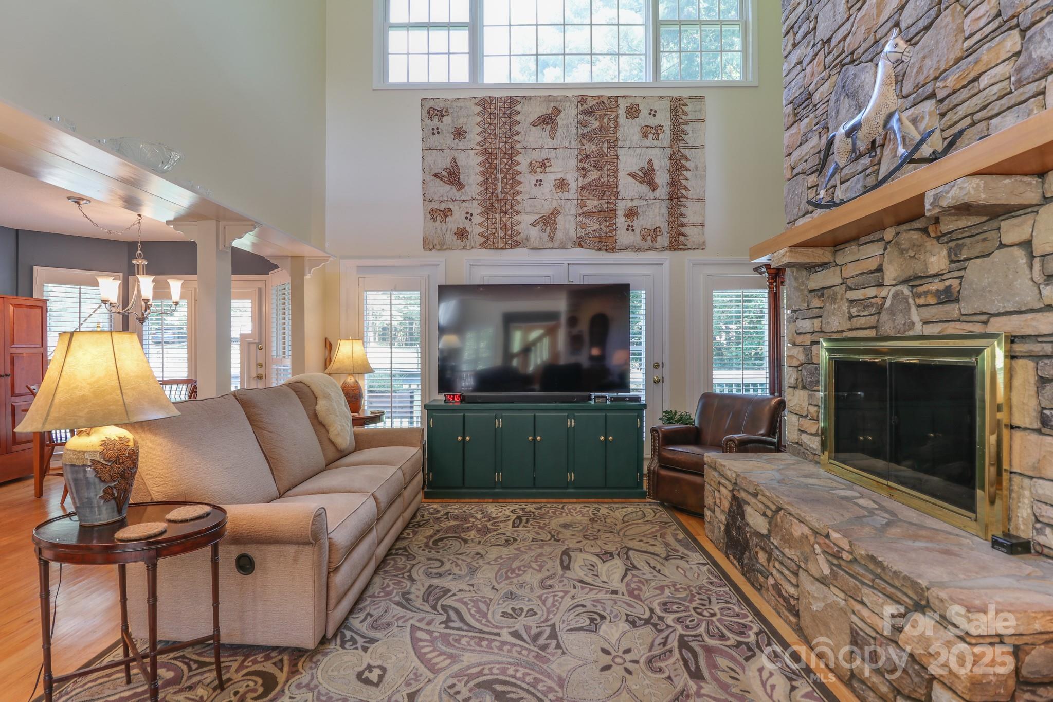 51 Windy Acres Drive