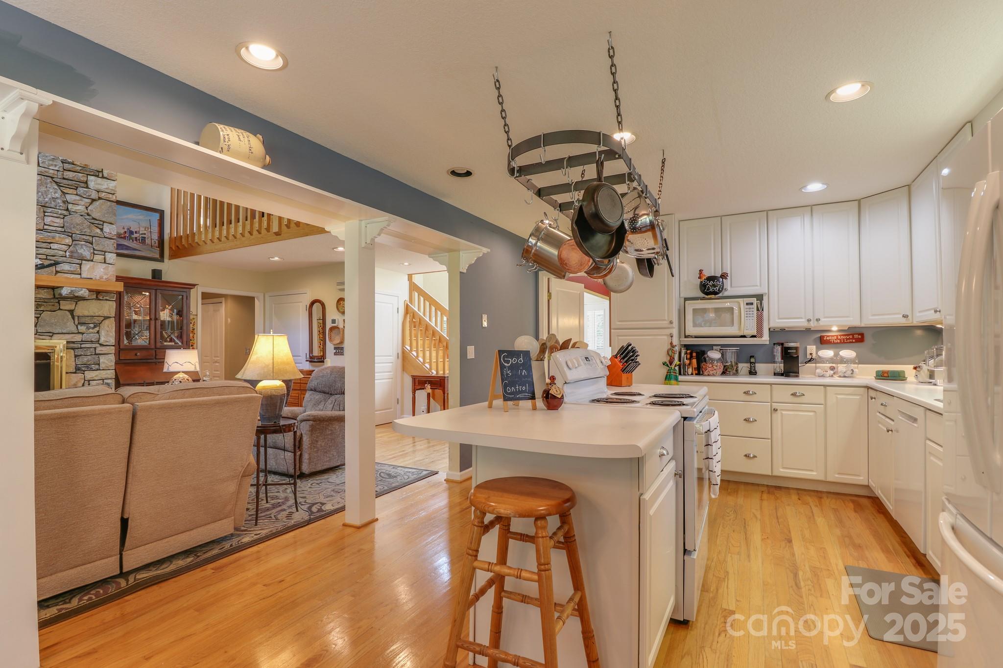 51 Windy Acres Drive