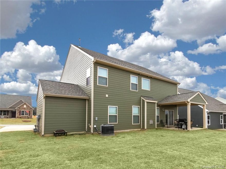 Better than new 6 BR/4 Bath home in Walnut Creek! Home has amazing views of the neighborhood pond from covered patio/back yard. Gourmet kitchen w/gas cooktop, granite and tile backsplash.  Bedroom w/bath and office on the 1st floor. 2nd floor has loft, 3 BR w/Jack and Jill BR + roomy master w/trey ceiling! 3rd floor bedroom w/full bath. 3 car garage with large, flat driveway. Community has list of amenities which include huge pool, soccer/baseball/softball fields, tennis, walking trails and pond