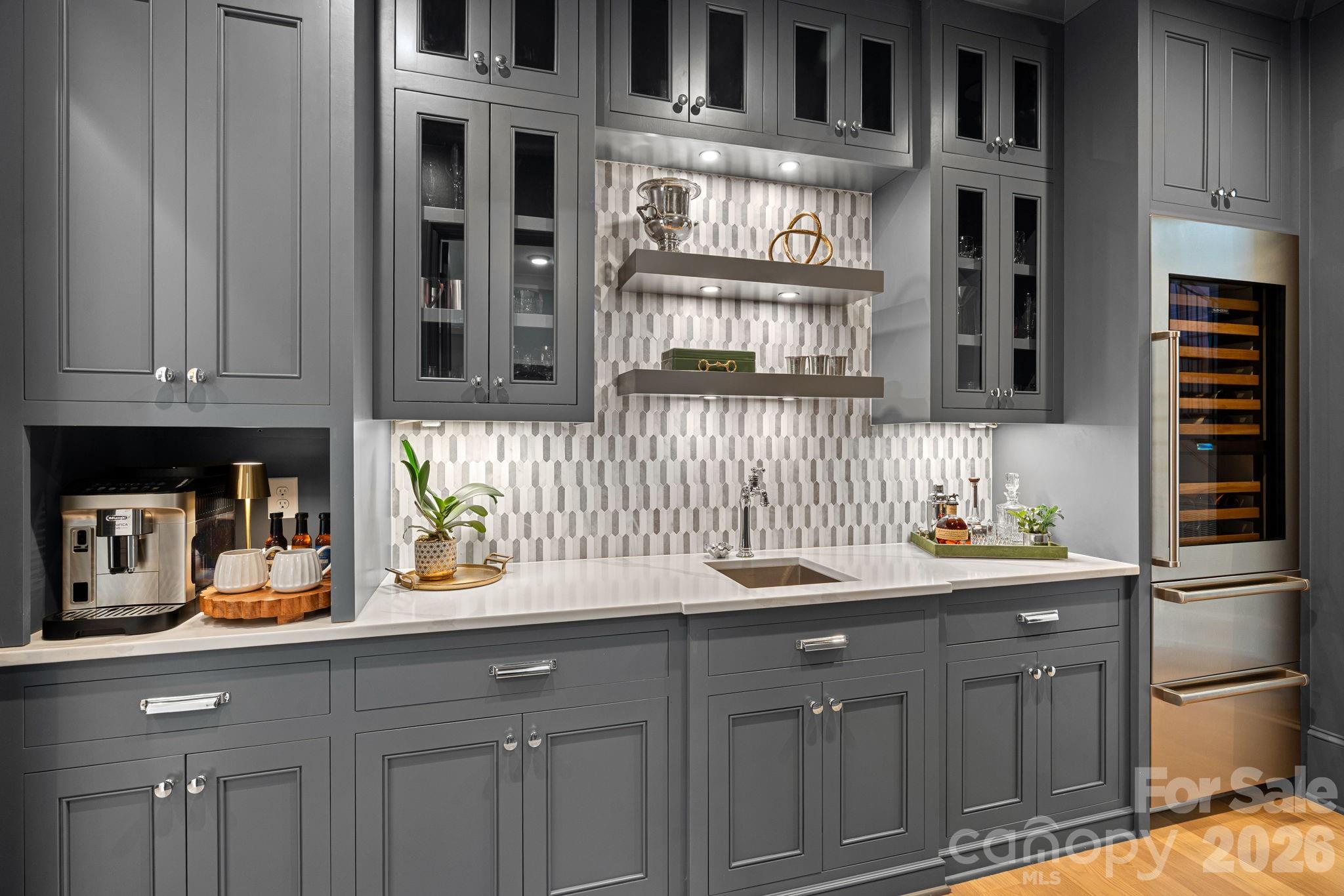 Elizabeth - Residential