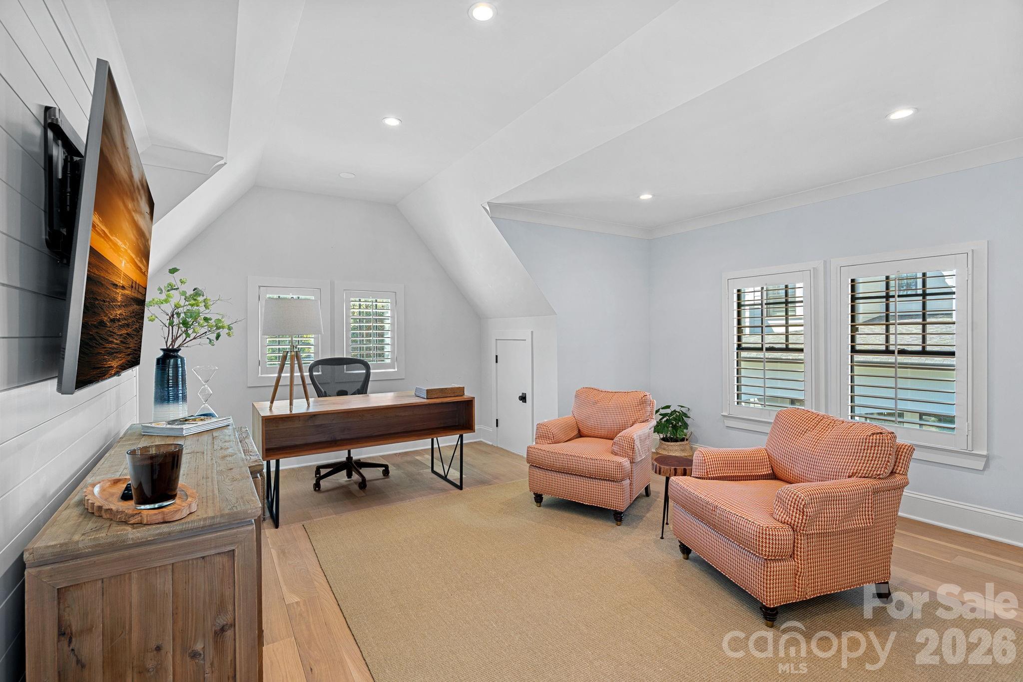 Elizabeth - Residential