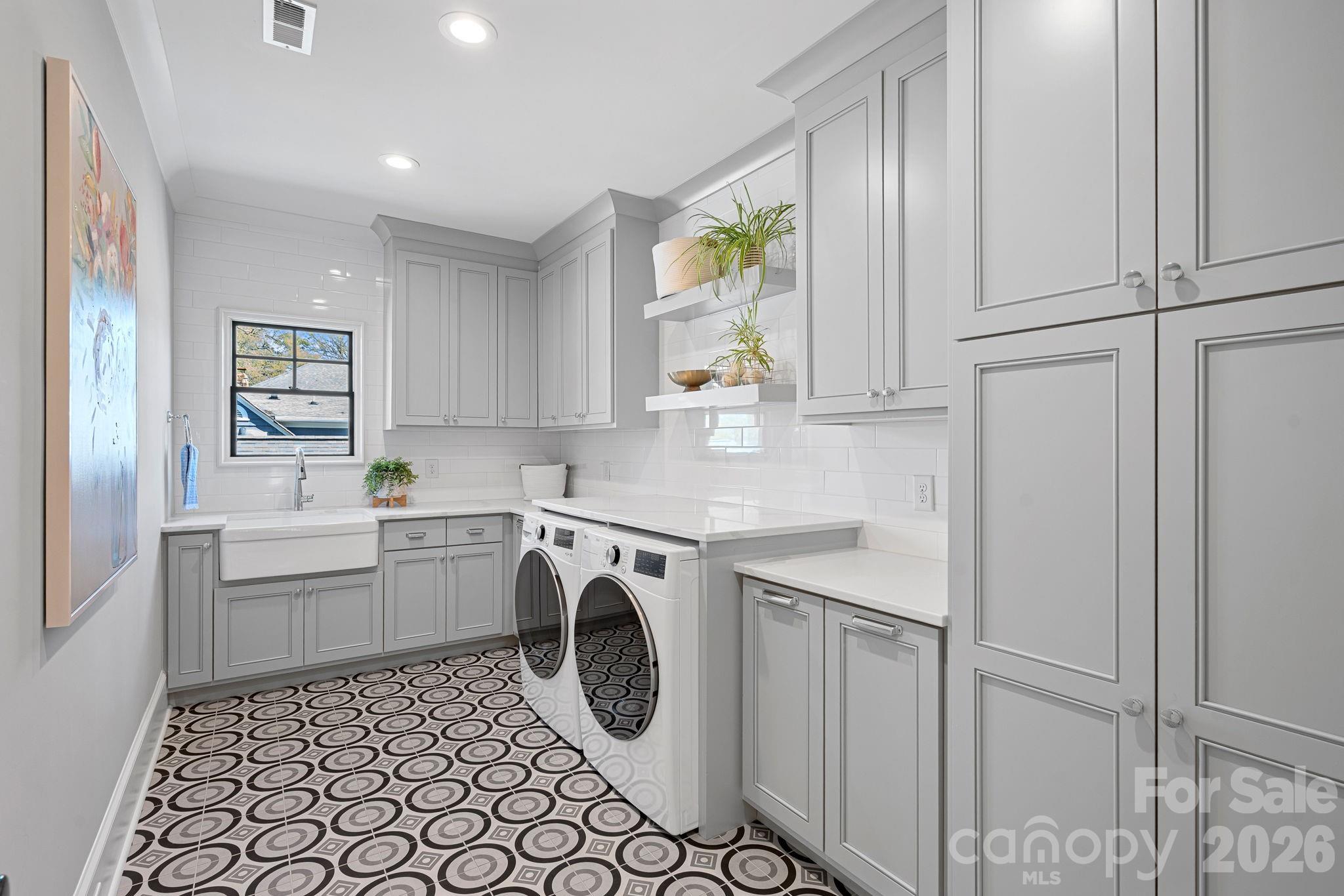 Elizabeth - Residential