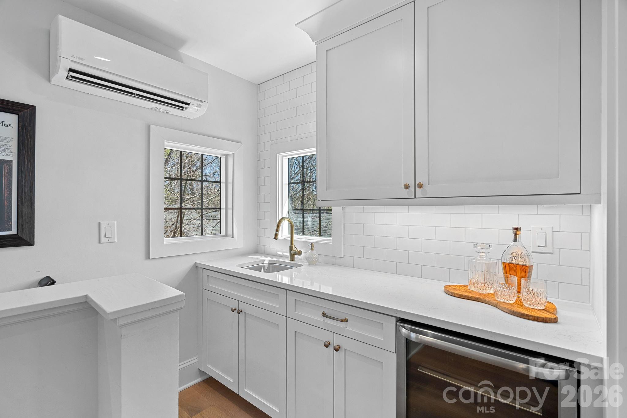 Elizabeth - Residential