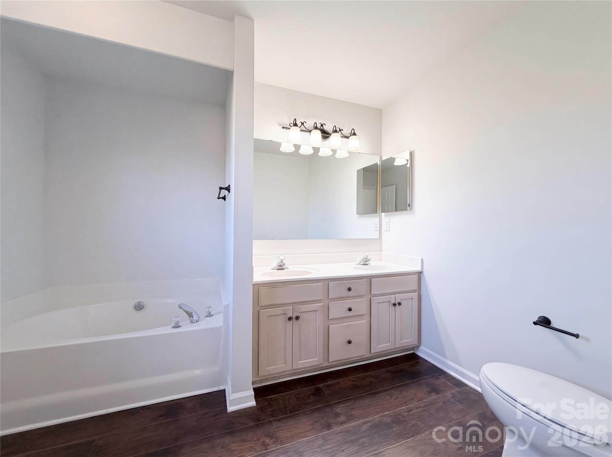 Curtis Pond - Residential