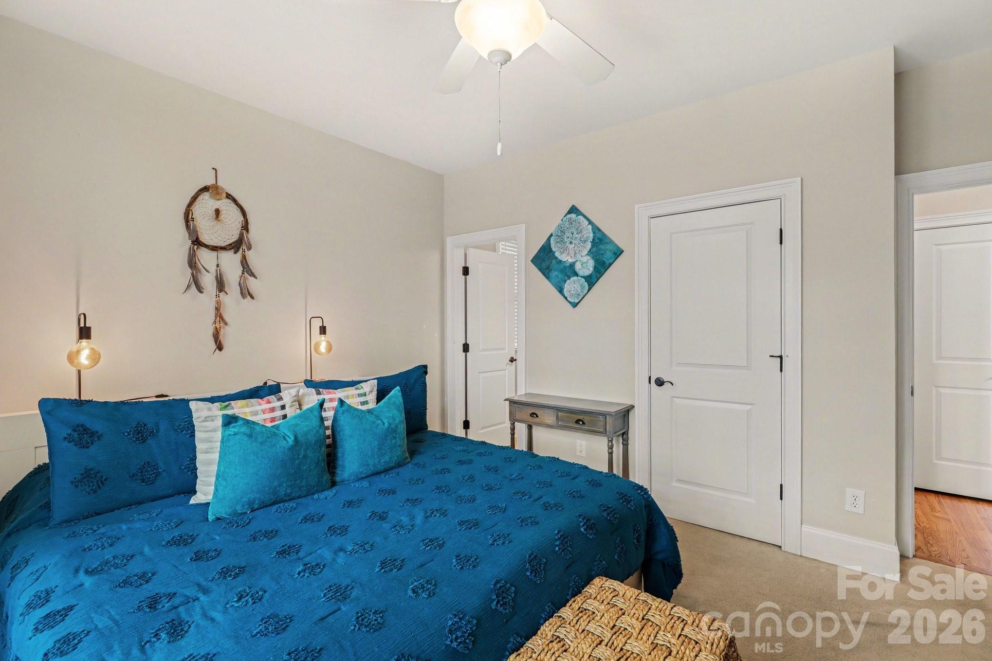 Treetops At Cowans Ford - Residential