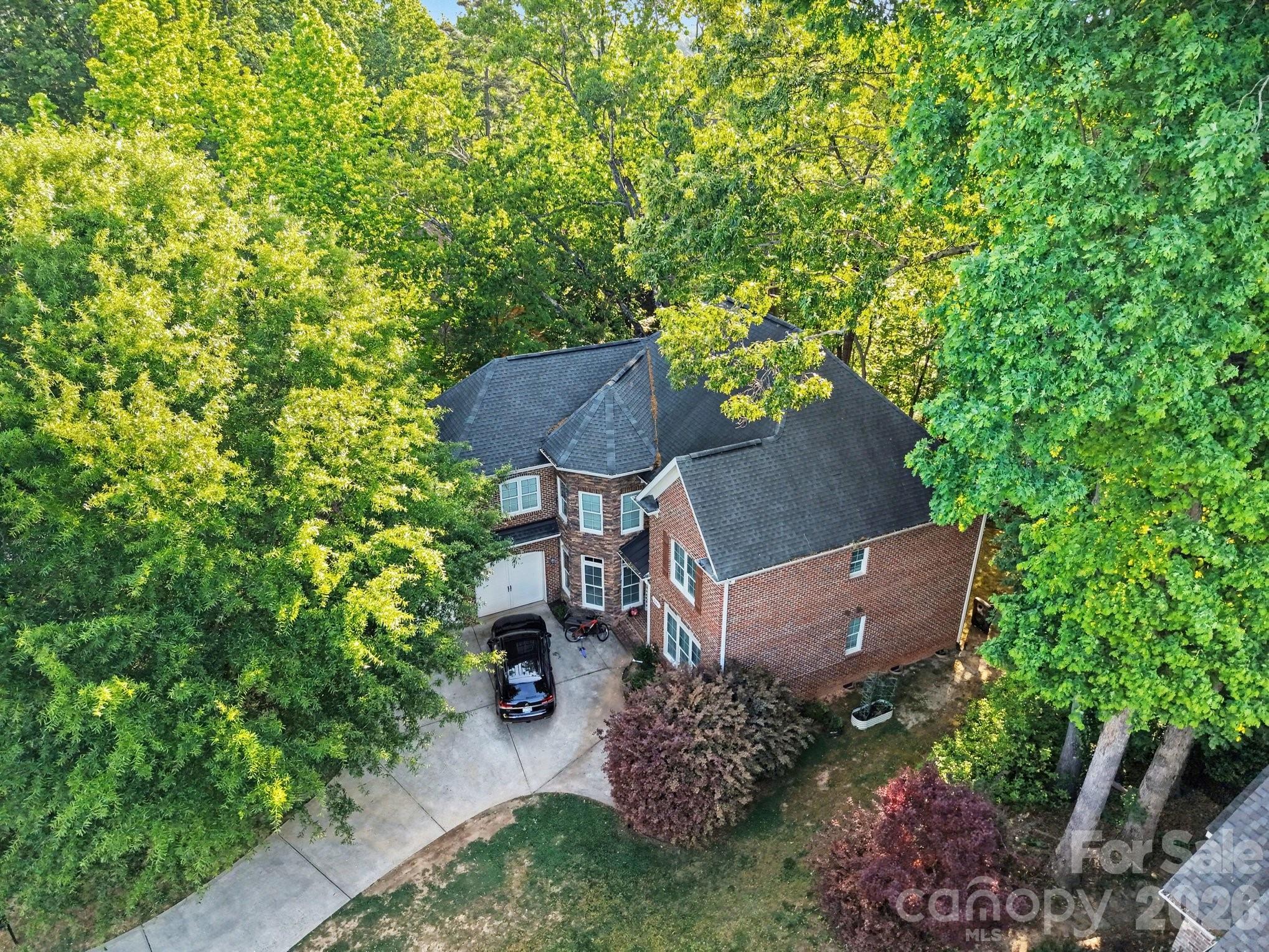 Treetops At Cowans Ford - Residential