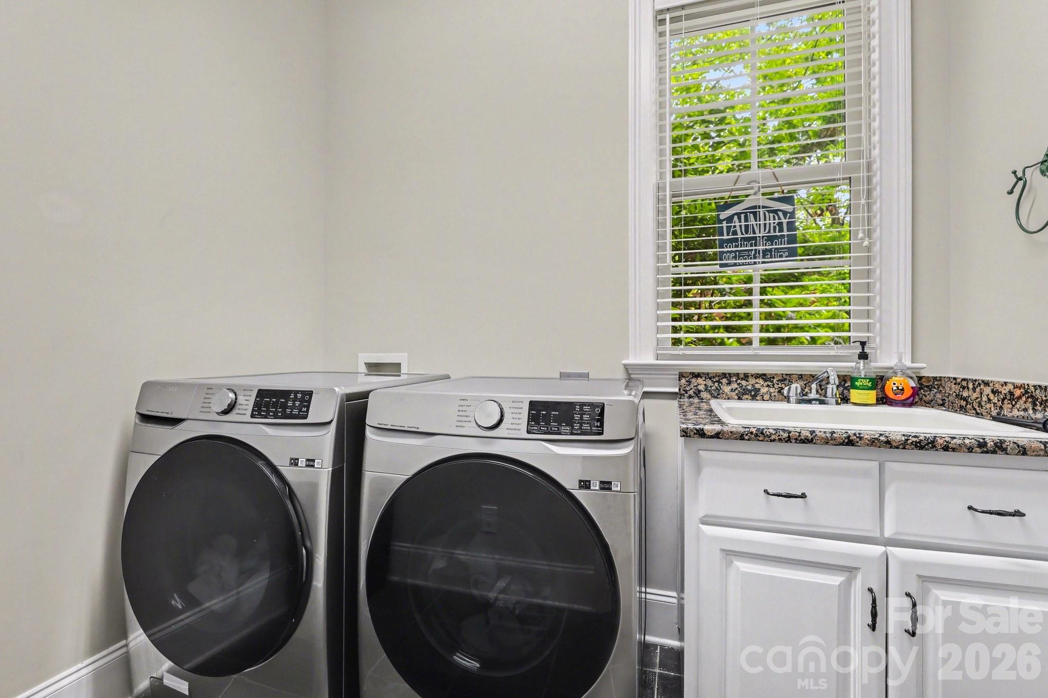Treetops At Cowans Ford - Residential