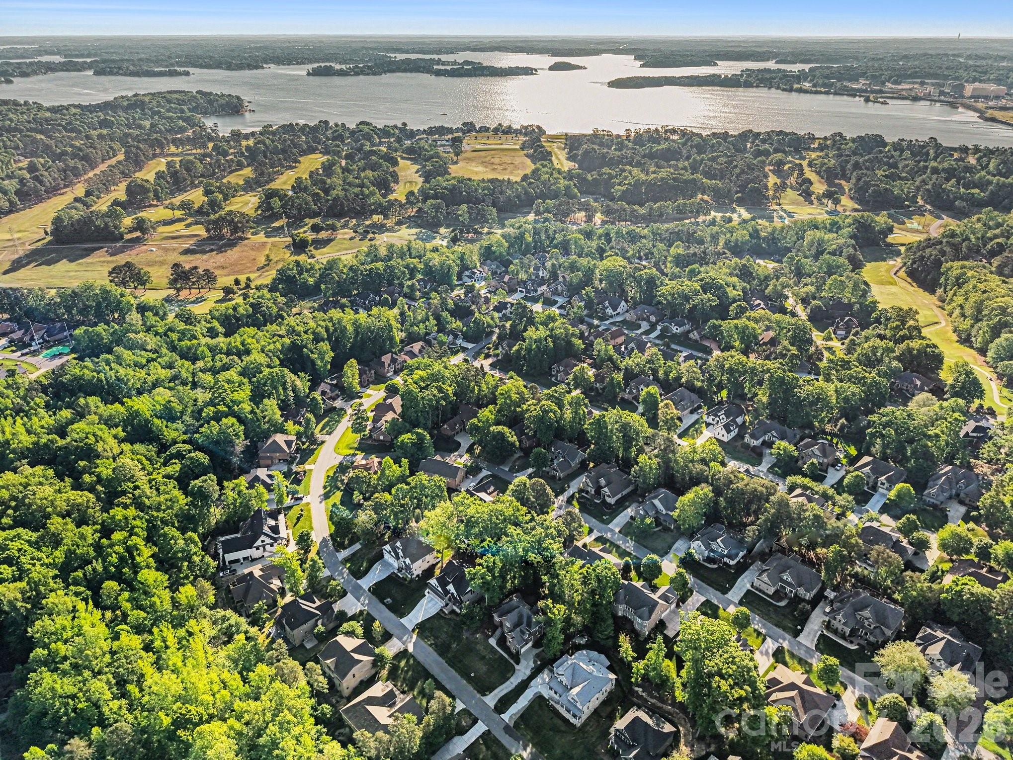 Treetops At Cowans Ford - Residential
