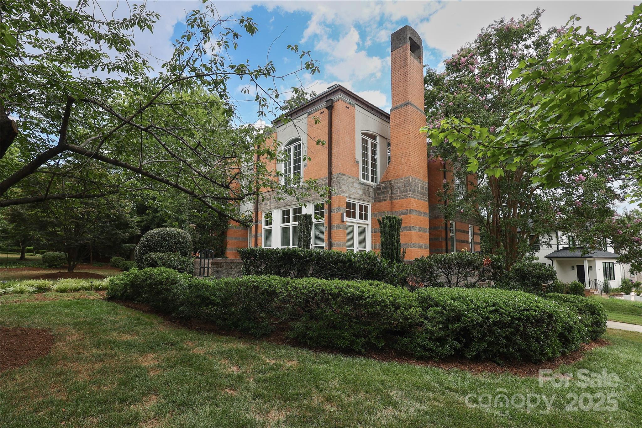 1239 Belgrave Place