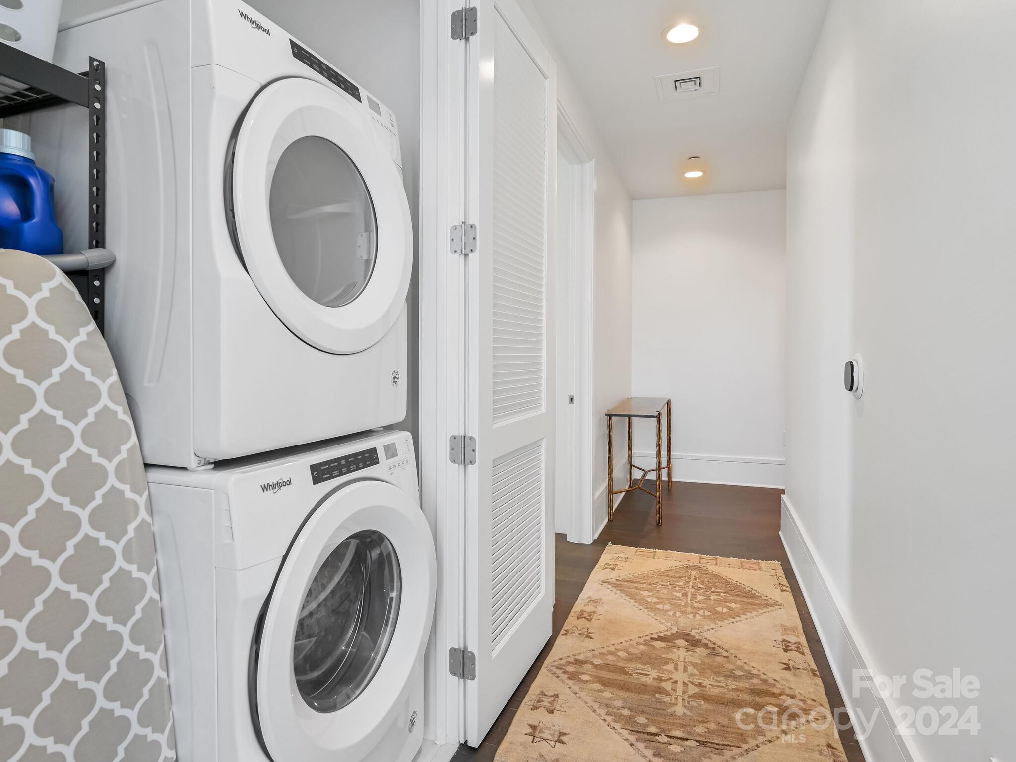 Asheville Arras Residence - Residential