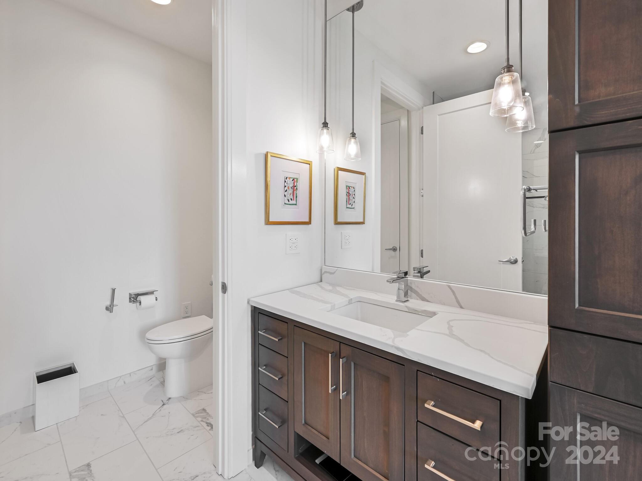 Asheville Arras Residence - Residential