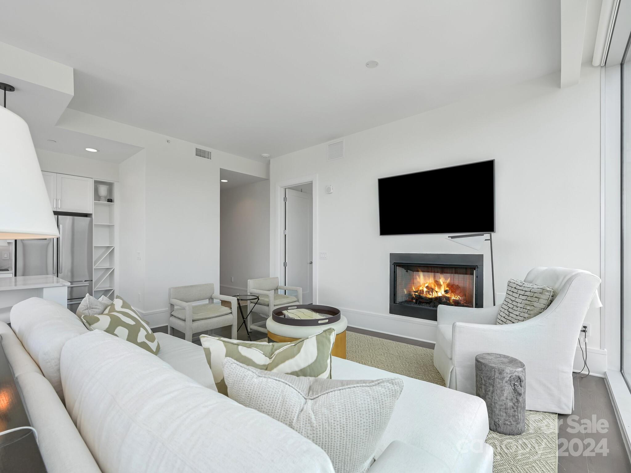 Asheville Arras Residence - Residential