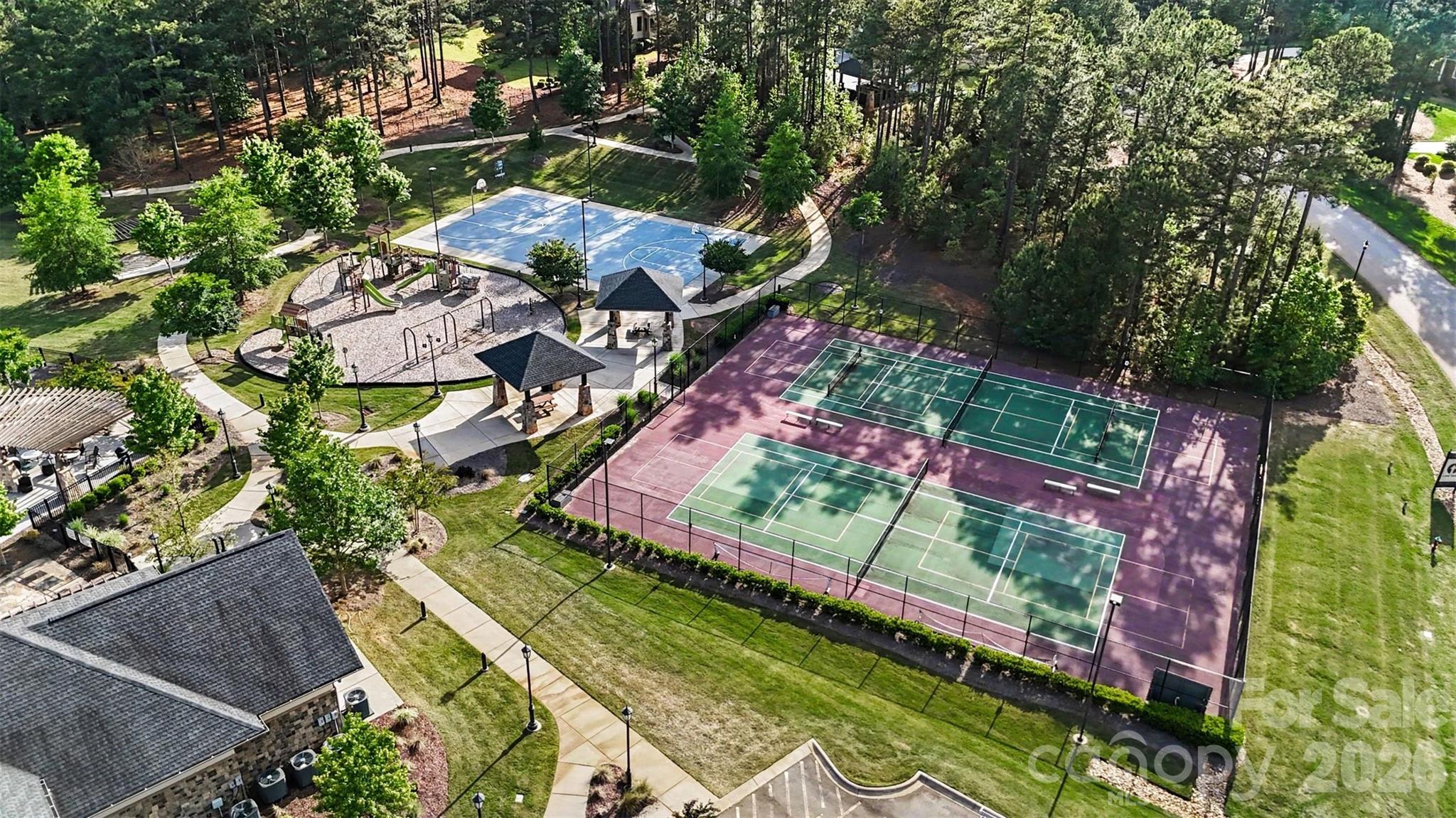 Riverchase Estates - Residential