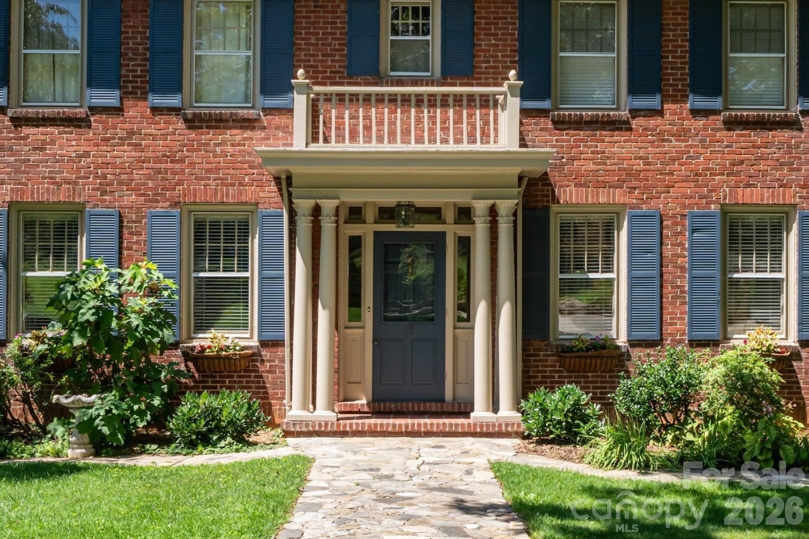 17 Lynwood Road