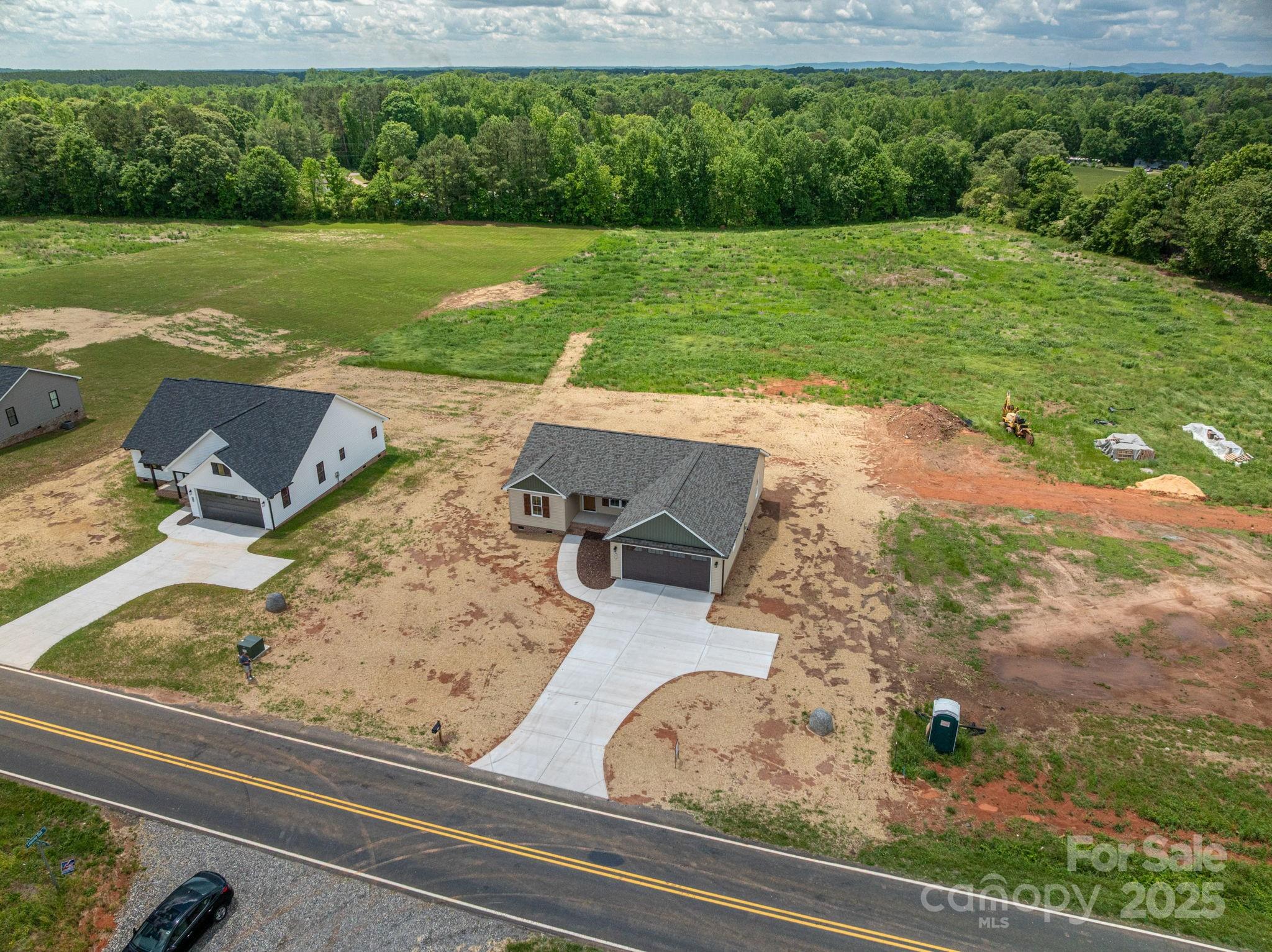 355 Northbrook III School Road 10
