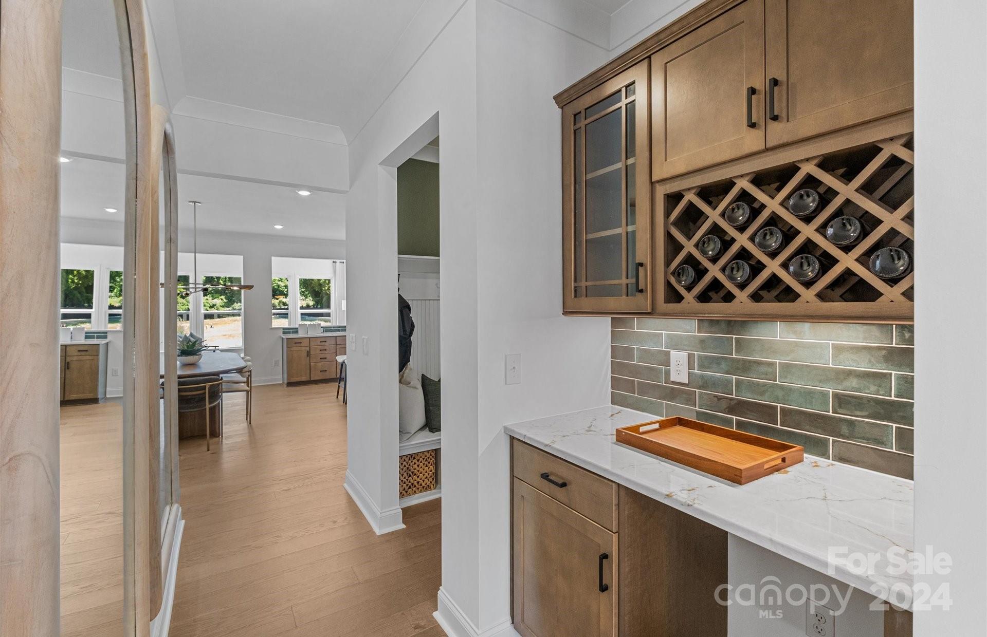 Patterson Pond - Residential