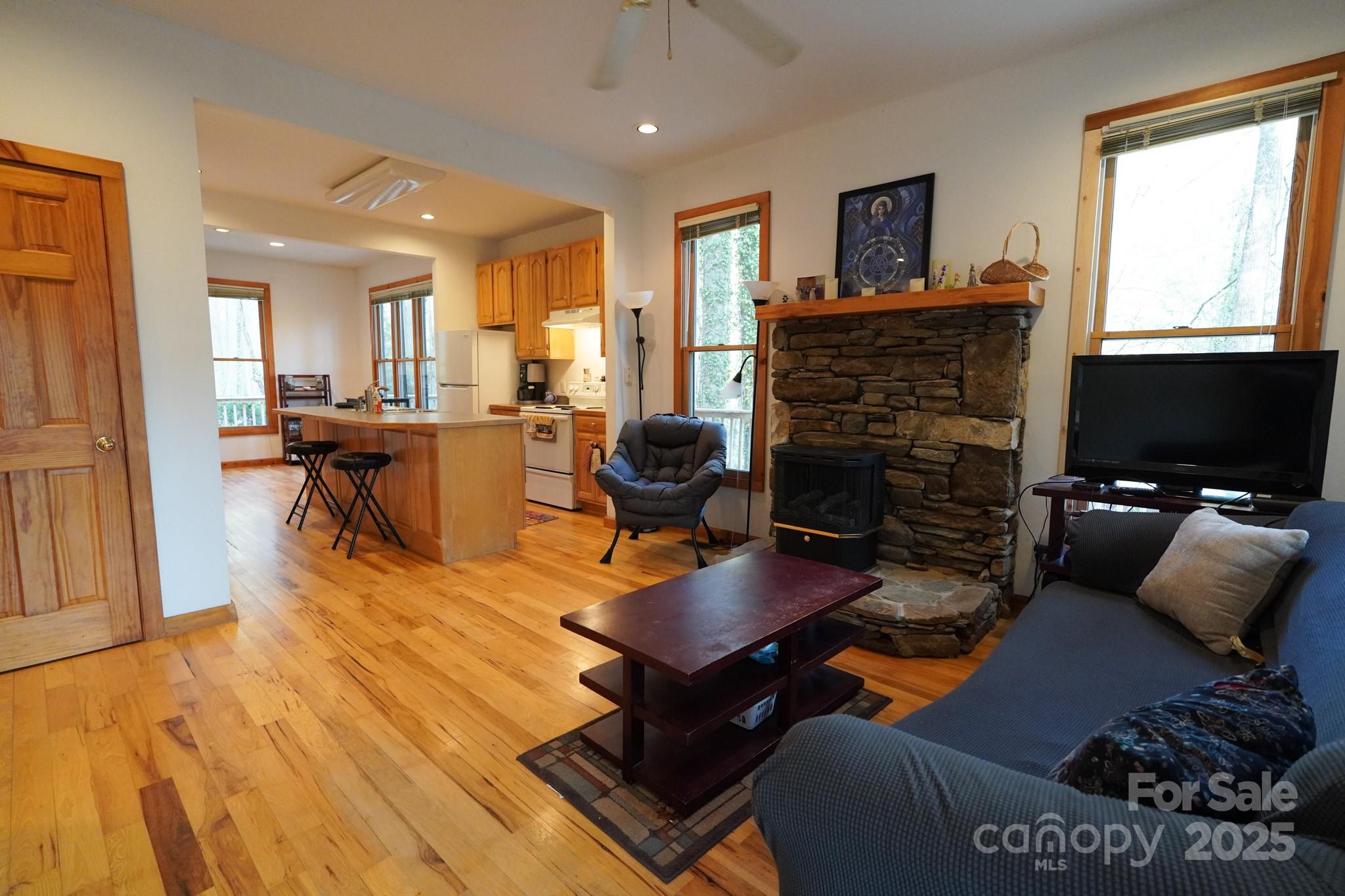 136 StoneWall Road
