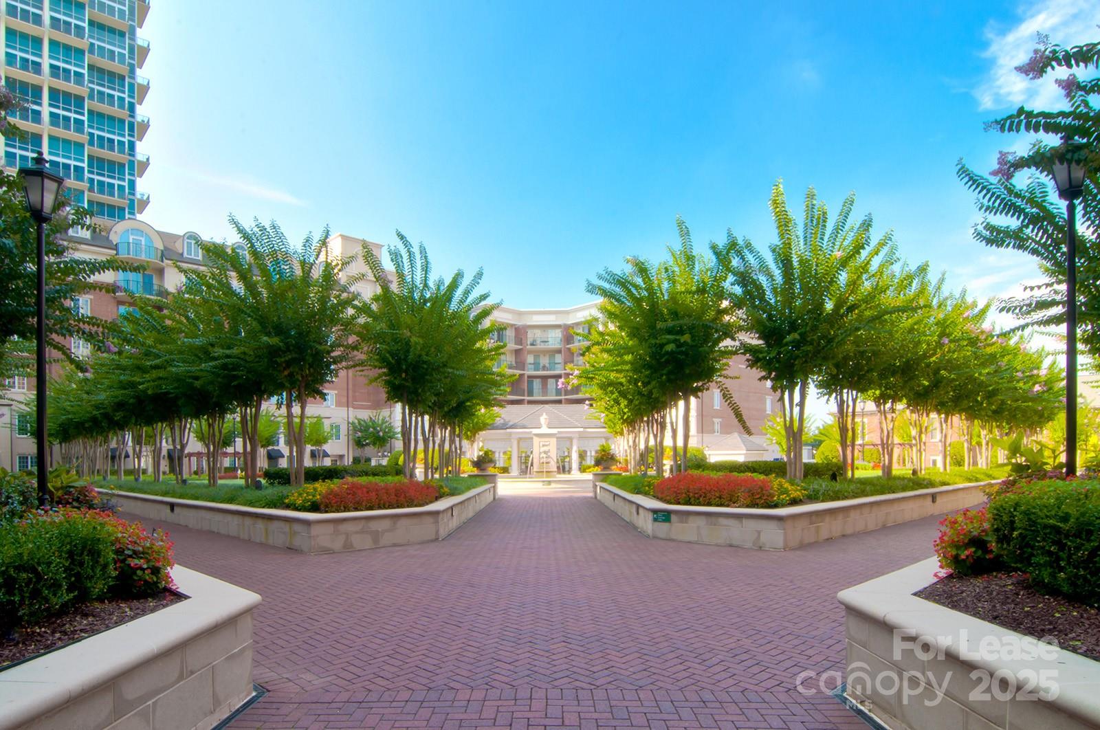 300 W 5th Street 622