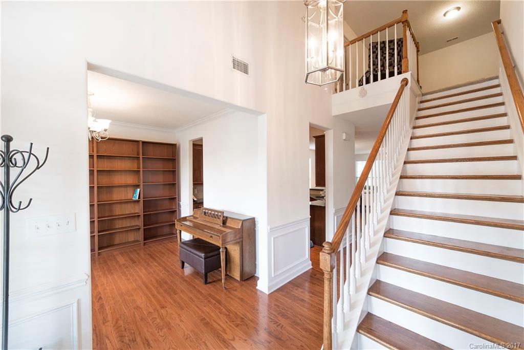 Mountain Laurel - Residential