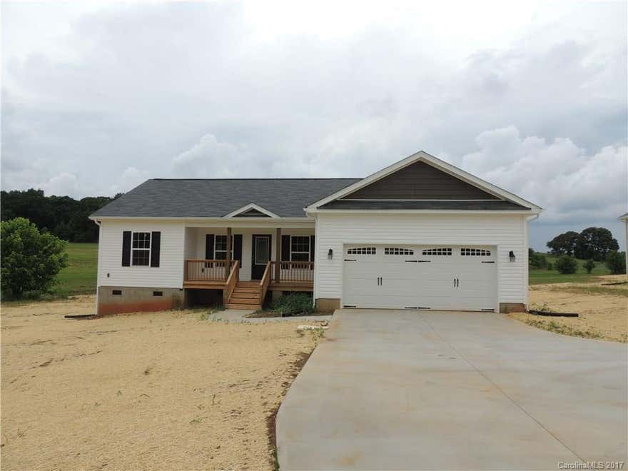 NEW CONSTRUCTION HOME Located 5 mins from Denver NC on 1.52 acres - It's cozy and quaint with that country feel yet within min to New HWY 16 & 150 for an easy commute to Charlotte, Hickory & Mooresville. You'll love the split 3 bed, 2 bath open floor plan with SS appliances, laminate wood flooring & brushed nickel fixtures. Master is spacious with a tray ceiling & large closet Neutral paint colors & lots of natural light. The country views and sunsets are beautiful! Convenient to Lake Norman.