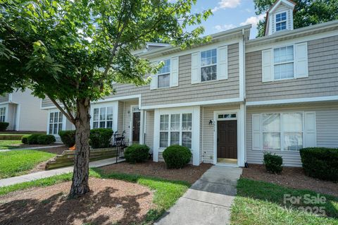 Photo of 7518 Silver Arrow Drive, Charlotte, NC 28273 (MLS # 4273835)