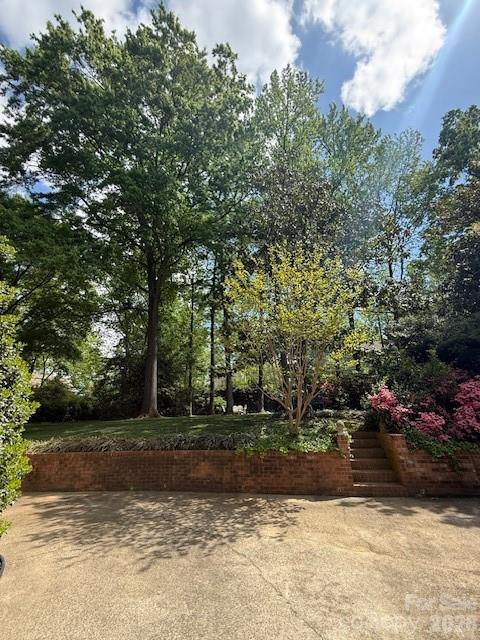 5023 Sharon Woods Lane