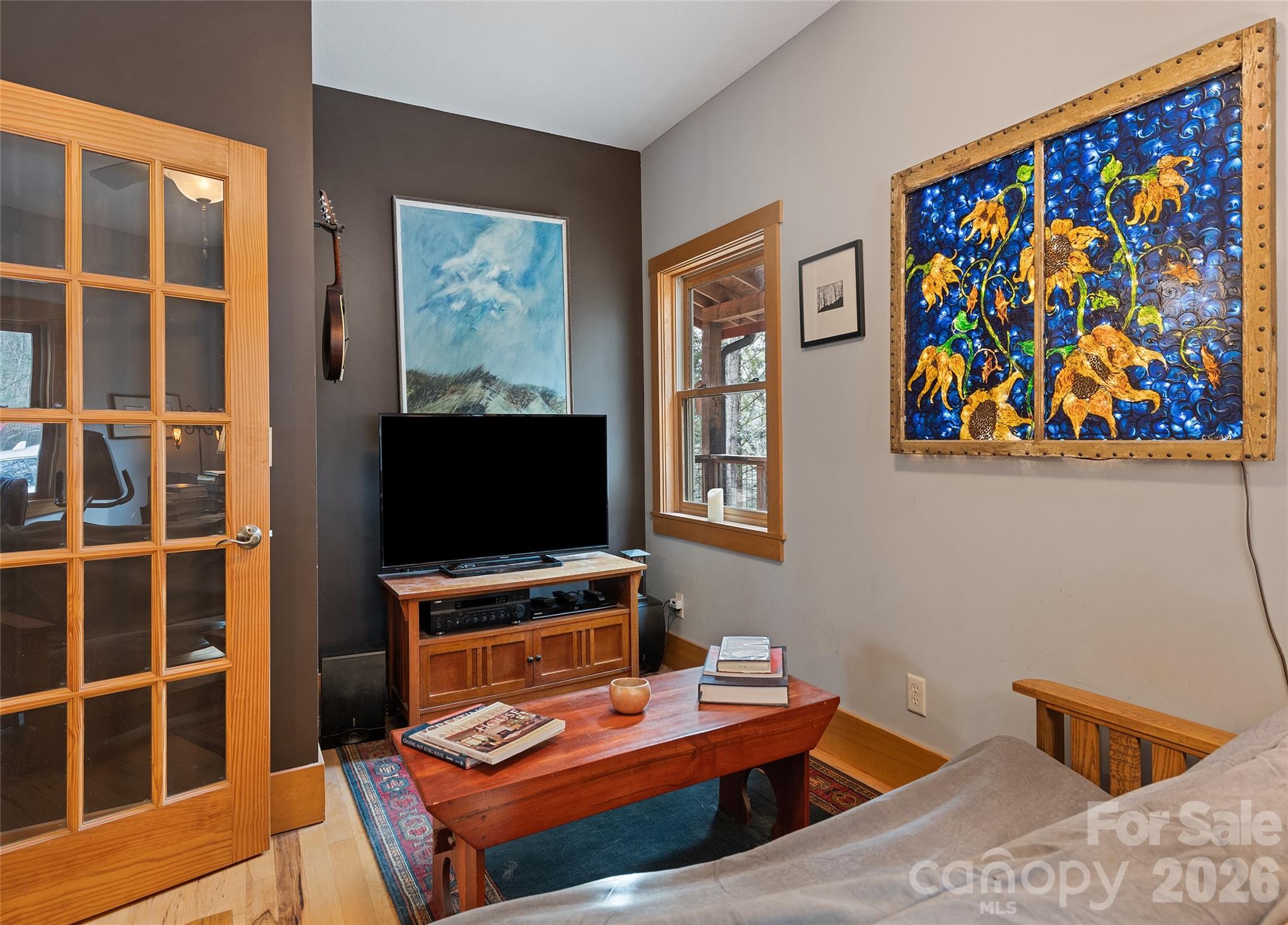 Bend Of Ivy - Residential