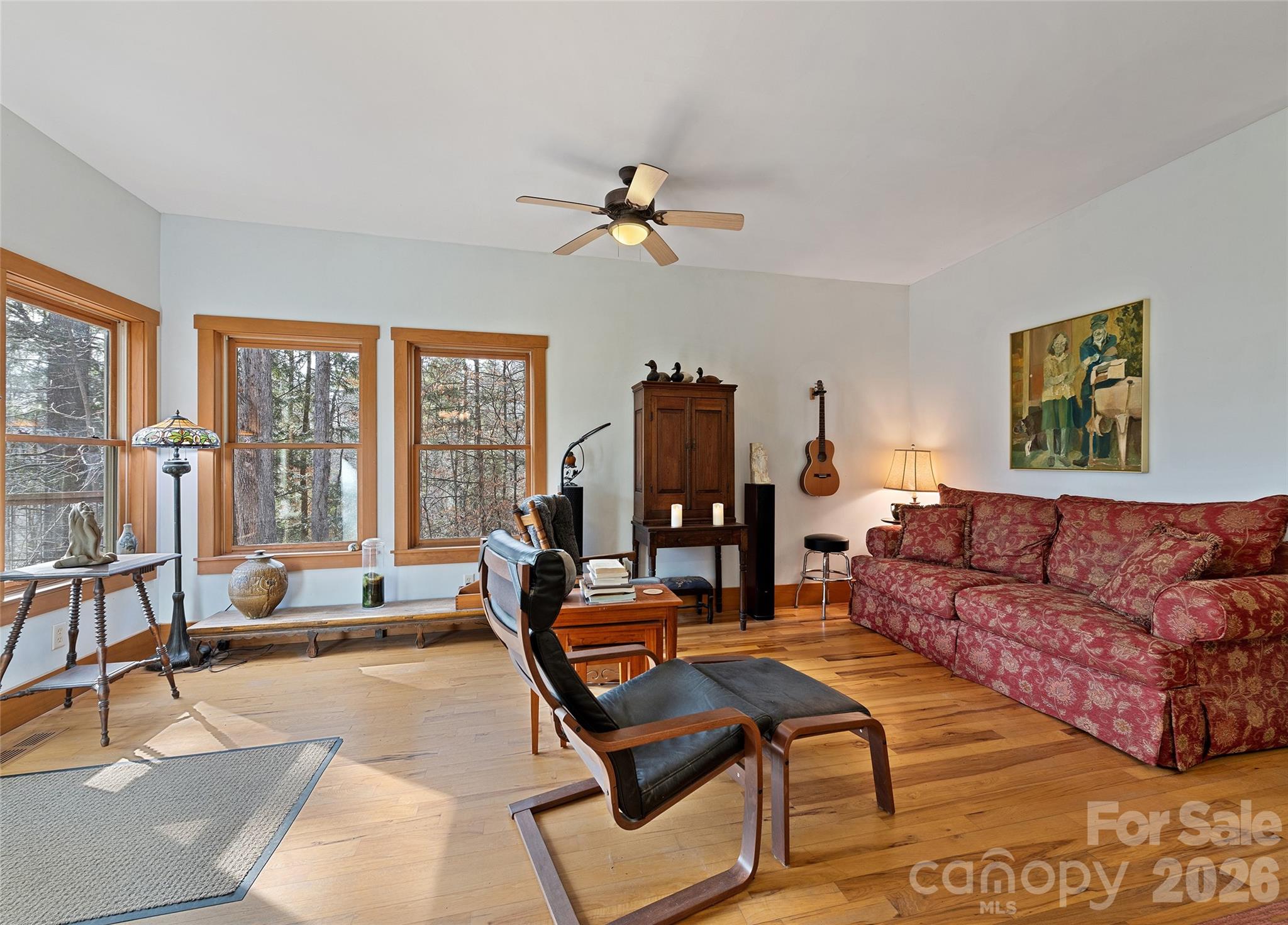 Bend Of Ivy - Residential