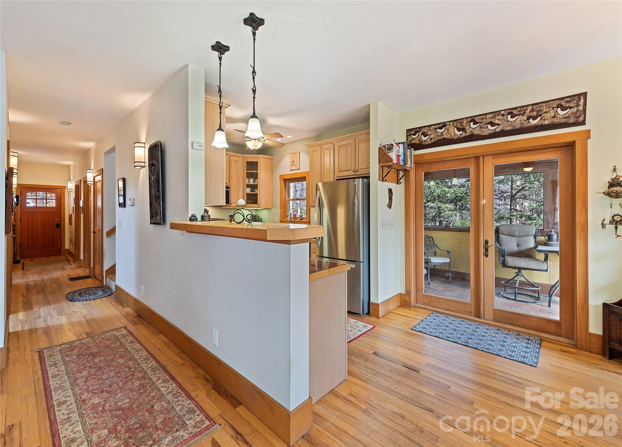 Bend Of Ivy - Residential