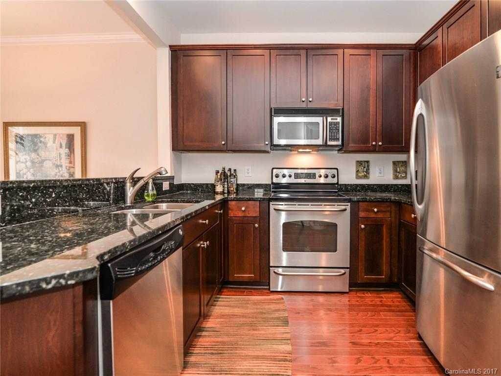 Riviera - Residential