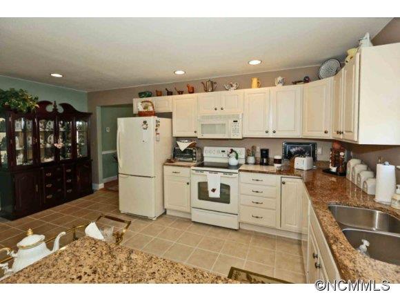 Vistas At Castle Creek - Residential