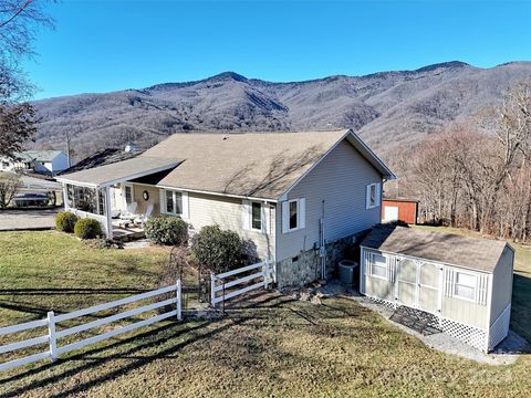 A home in Waynesville