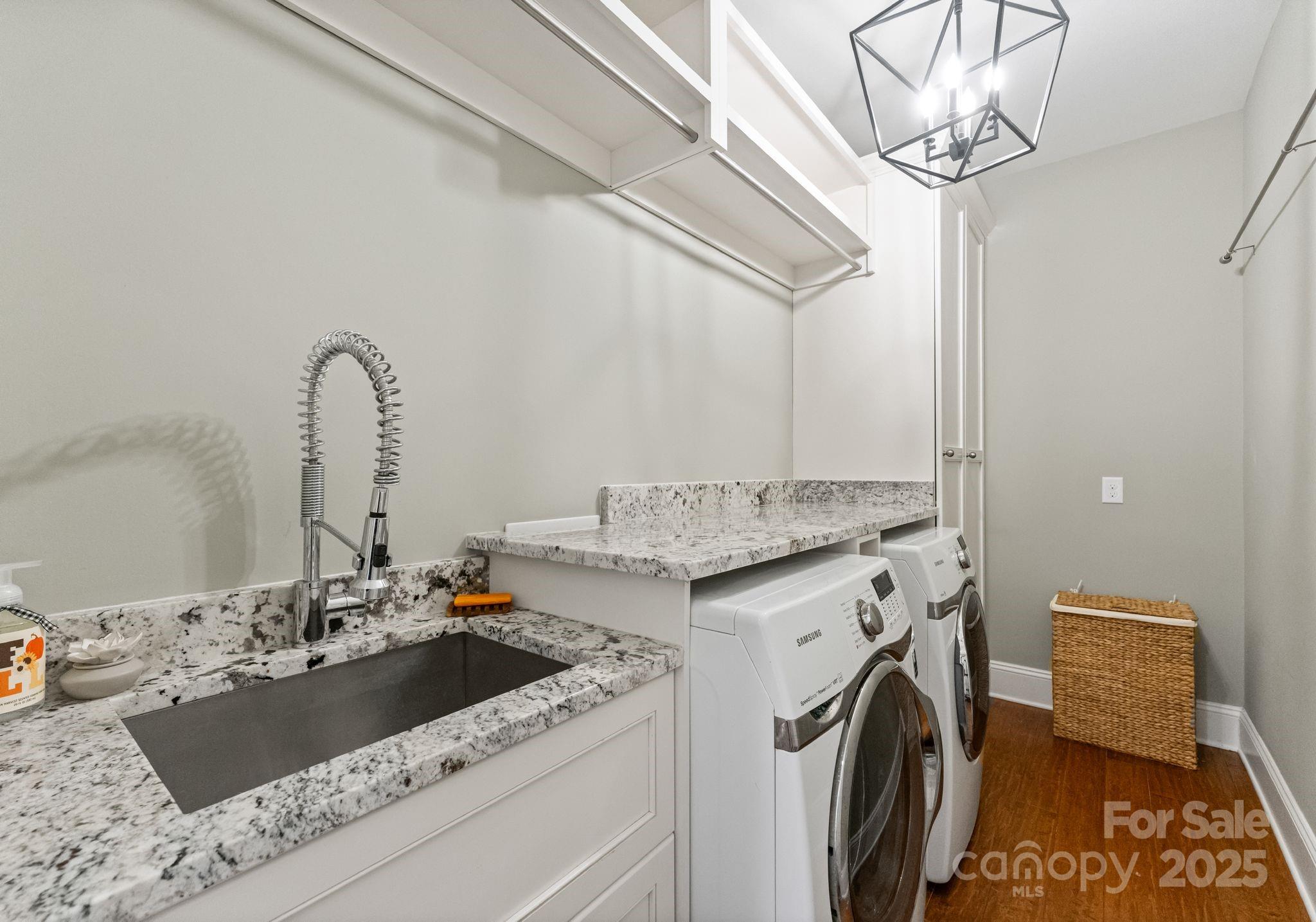 Robbins Park - Residential