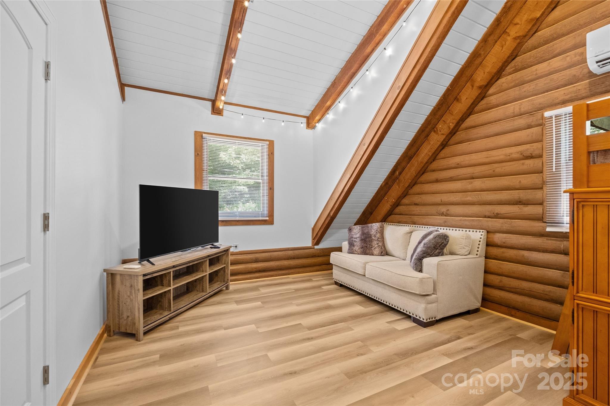 Gateway Mountain - Residential