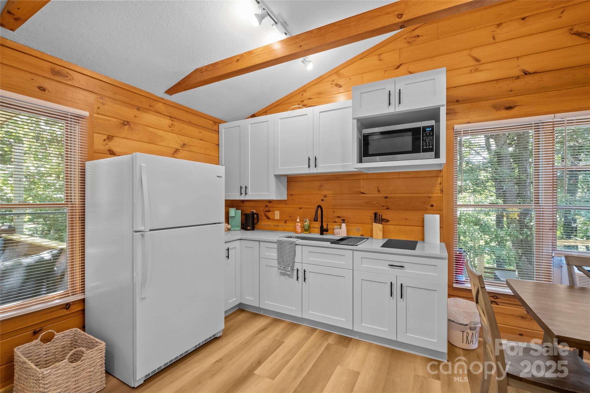 Gateway Mountain - Residential