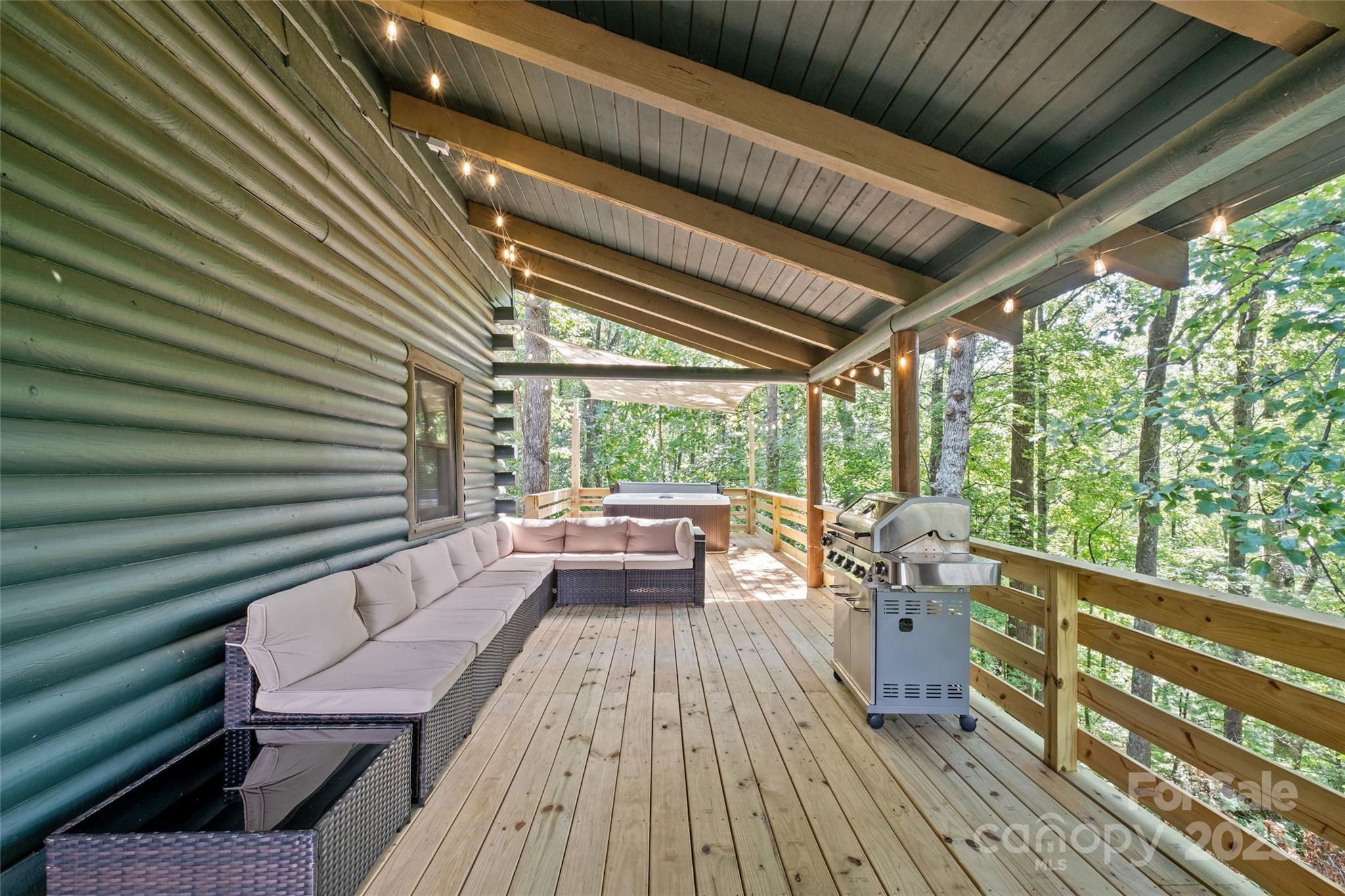 Gateway Mountain - Residential