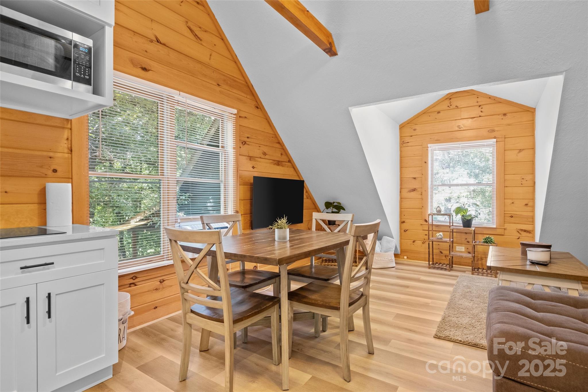 Gateway Mountain - Residential