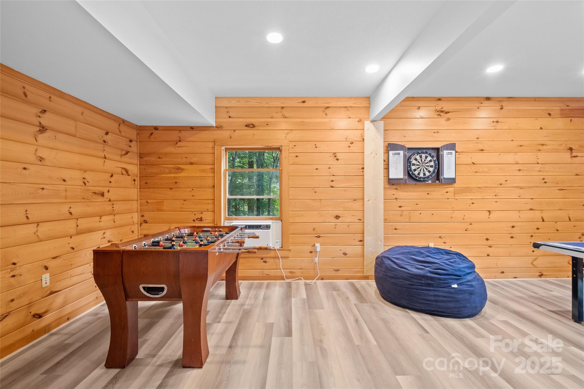 Gateway Mountain - Residential