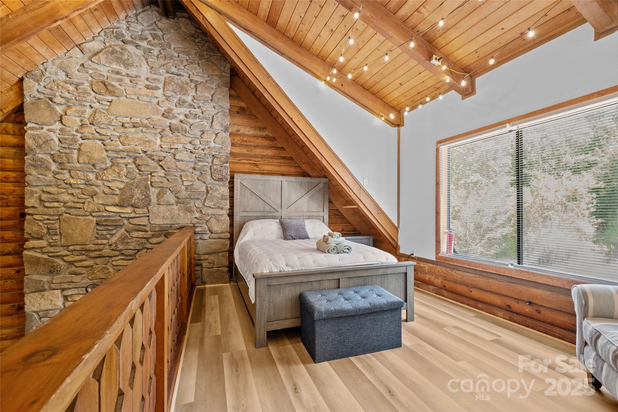 Gateway Mountain - Residential